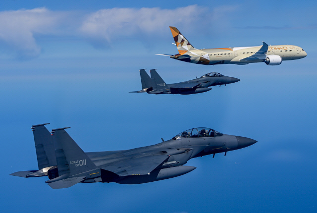 [Ӻ] ù  UAE , F-15K 4 ȣ 